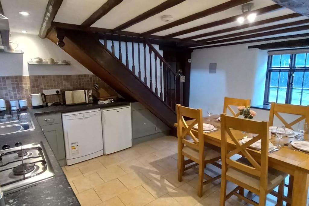 Peak District - 1 Harrow Cottage - Great Longstone Екстериор снимка